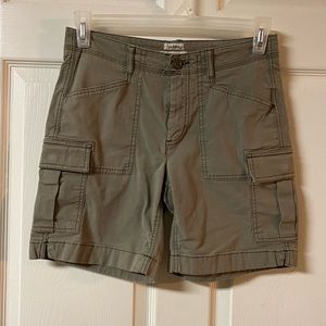 Ladies Favorite Fit L.L.Bean Shorts Size 6 Regular